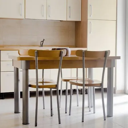 - Spazioso Nel Centro Di Apartament *
