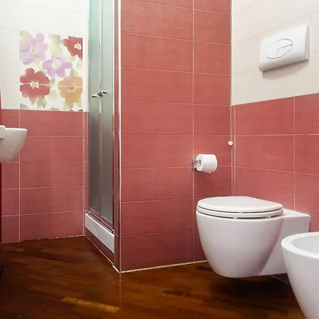 Apartament - Spazioso Nel Centro Di *